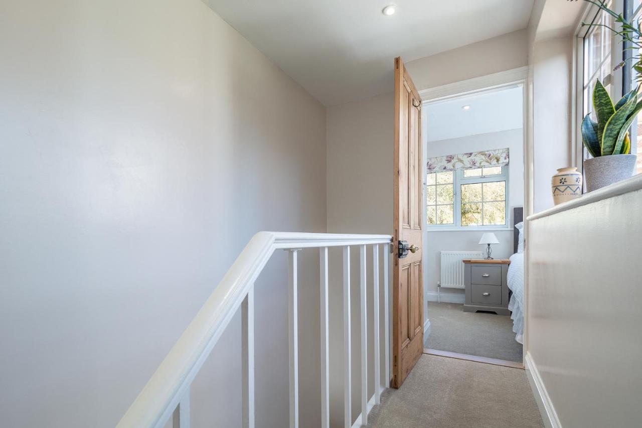Adorable Cottage With A Log Burner In Heavenly Village - Constable Lodge Nayland Exterior foto