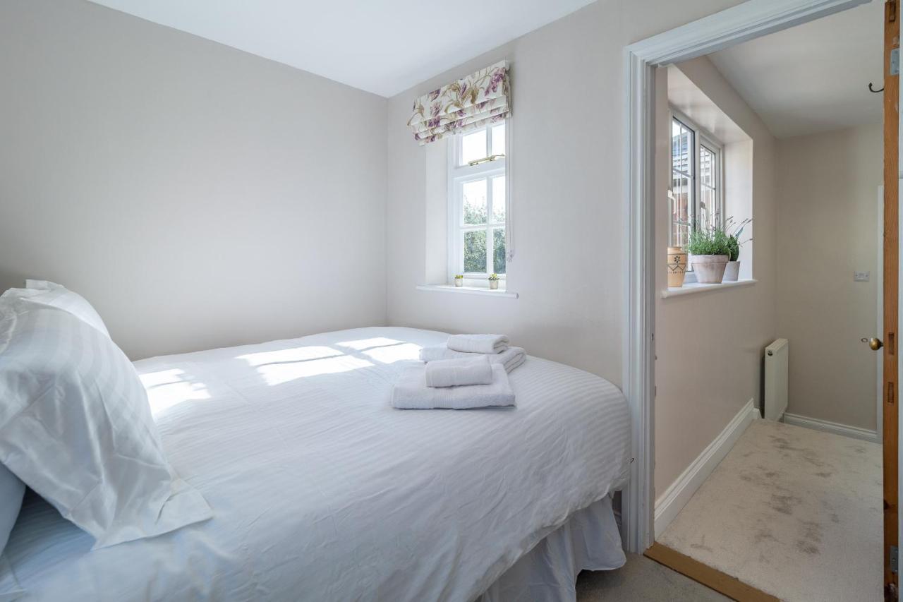 Adorable Cottage With A Log Burner In Heavenly Village - Constable Lodge Nayland Exterior foto